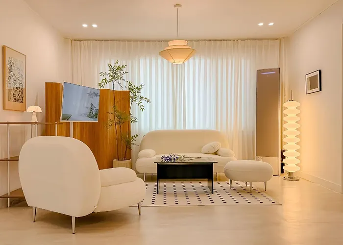 Apartamento Large For 10 People, Near Jongno, Itaewon , Seongsu,family Trip Seúl