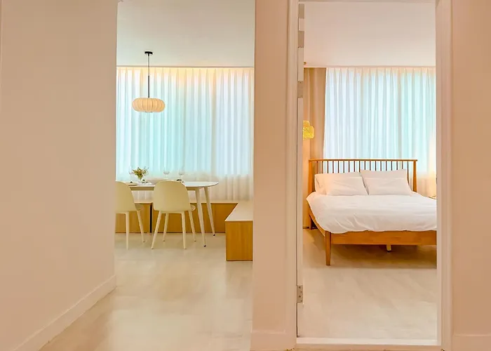 Apartamento Large For 10 People, Near Jongno, Itaewon , Seongsu,family Trip Seúl