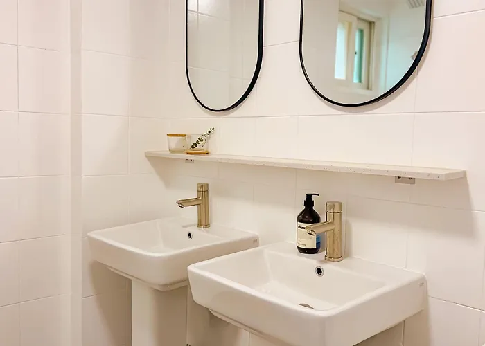 Large For 10 People, Near Jongno, Itaewon , Seongsu,family Trip Apartamento